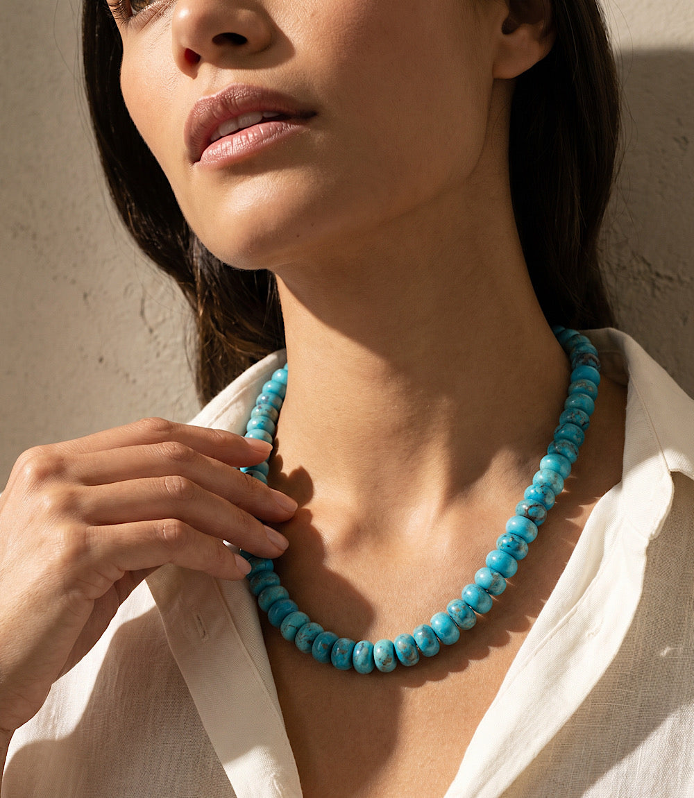 Beaded Necklace - Vibrant Turquoise, 18K Gold Plated, Adjustable