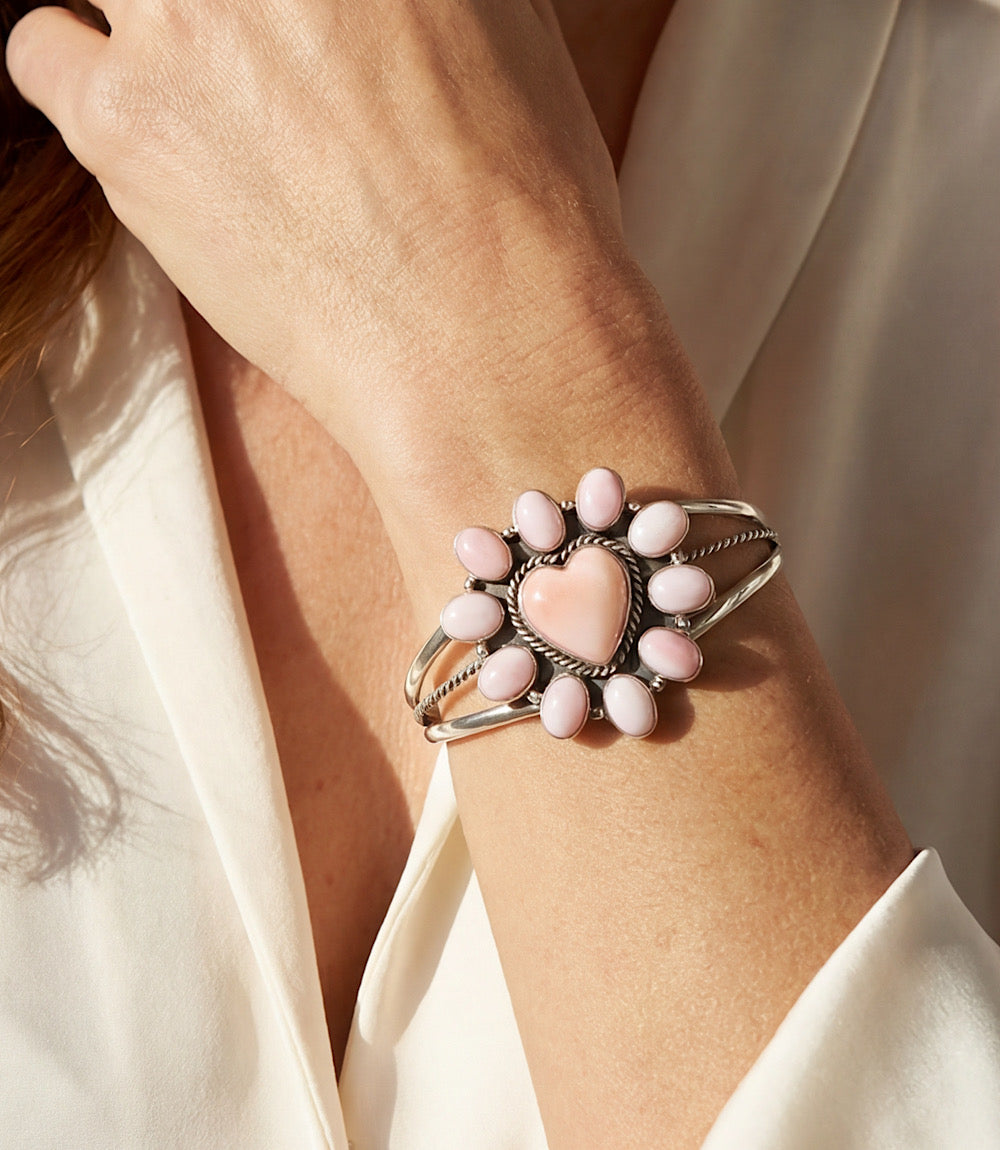 Pink Conch Heart Cuff Bracelet – Karen Kane