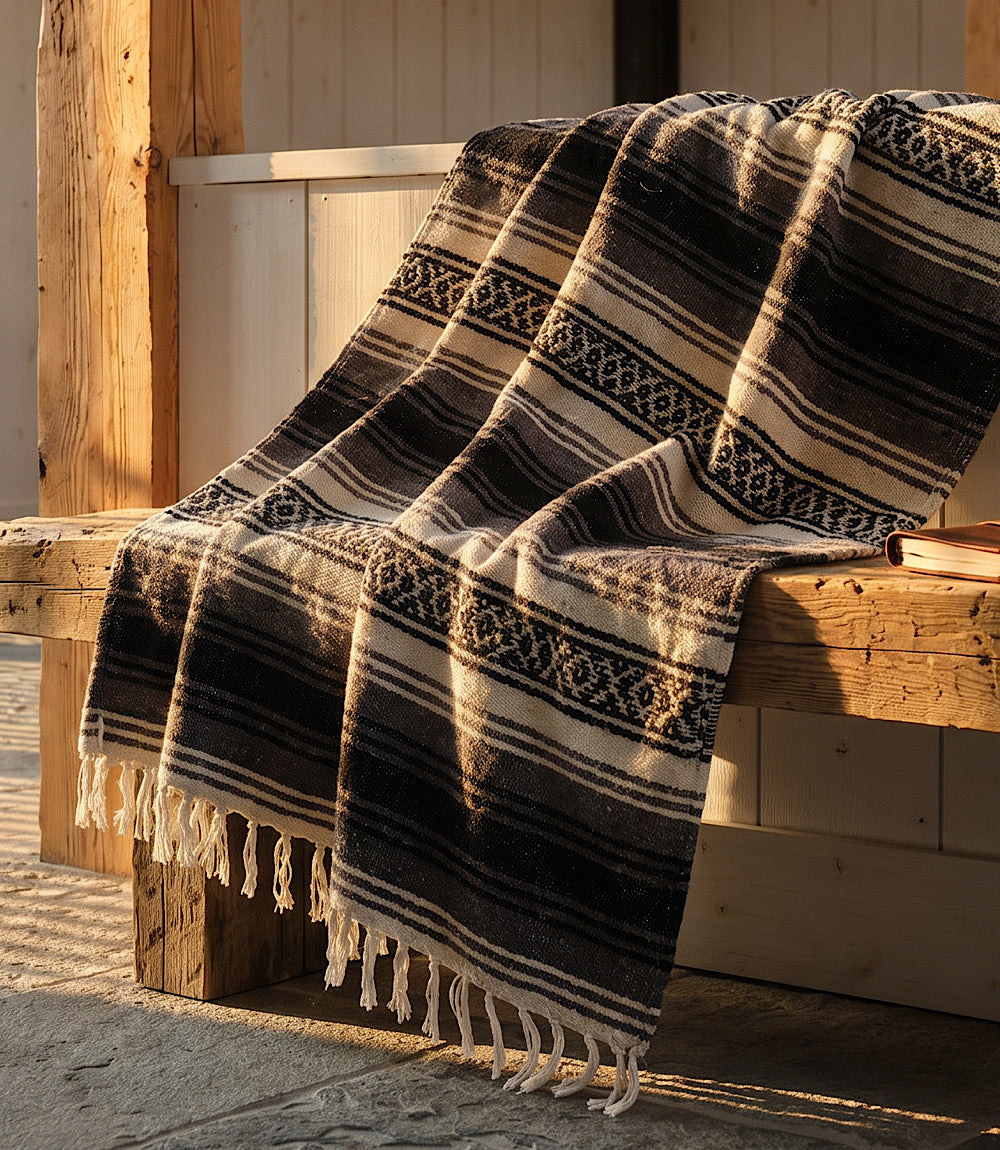 その他 USED FRINGE BLANKET Western Stripe Fringe Blanket – Karen Kane