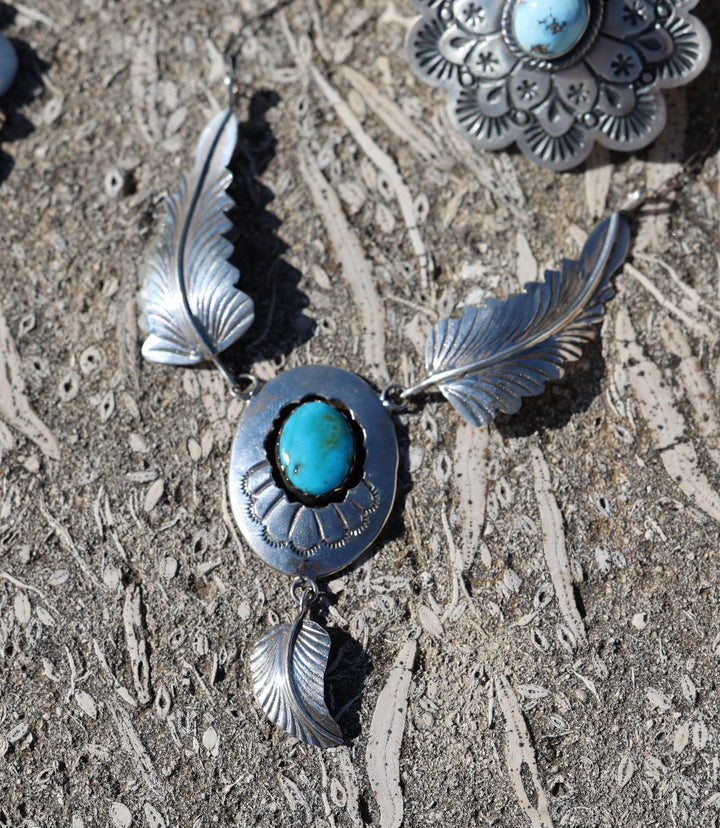 Triple Feather Vintage Turquoise Pendant Necklace