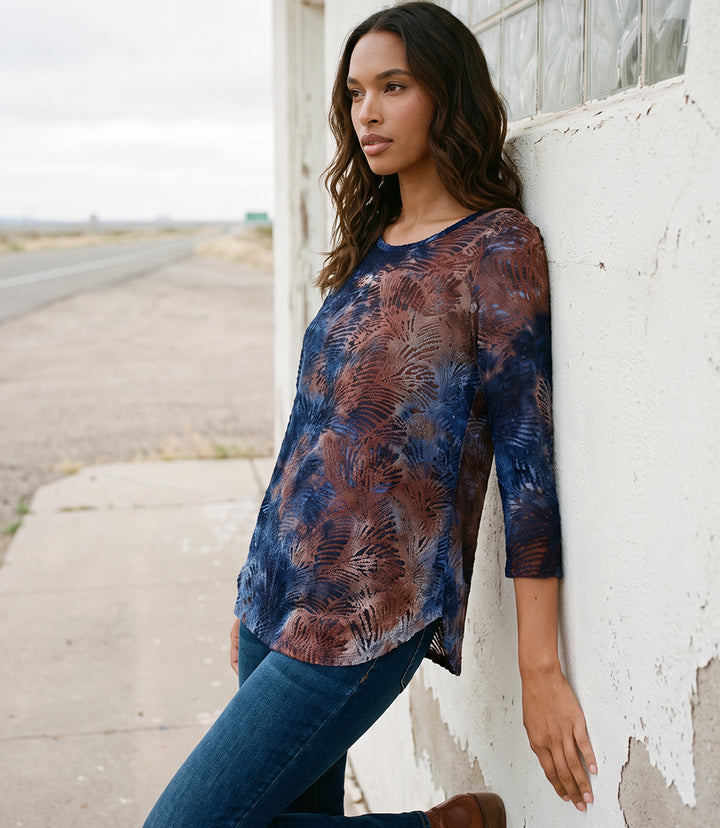 3/4 Sleeve Tie-Dye Burnout Shirttail Top