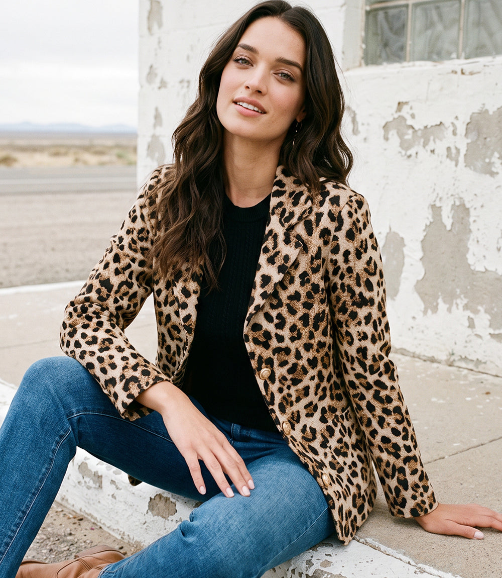 Petite Size Animal Jacquard Blazer
