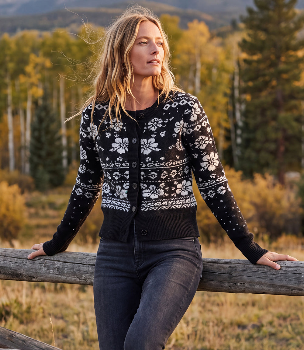 Petite Size Floral Jacquard Crewneck Cardigan Sweater