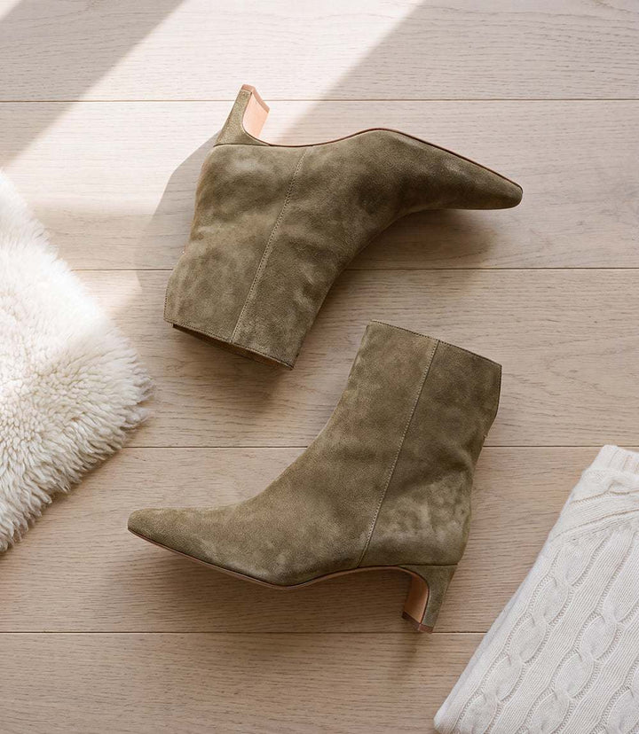 Dolce Vita Bennet Suede Booties