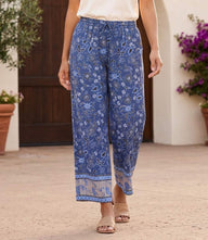 Drawstring border print cropped wide-leg pants with elastic waistband and batik poplin fabric