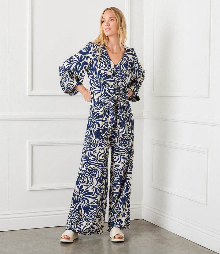 Blouson Sleeve Tie Front Top