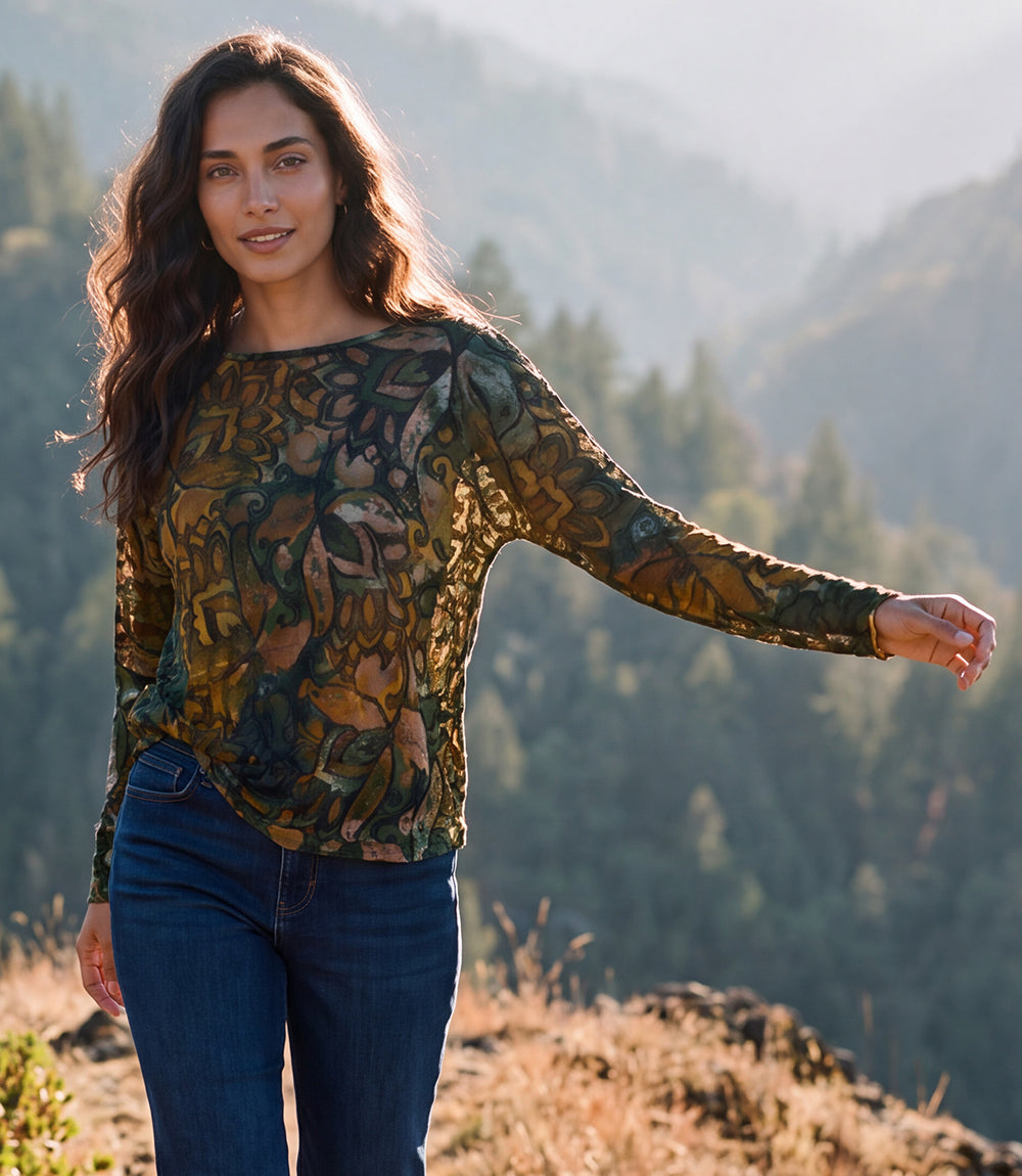 Long Sleeve Tie-Dye Burnout Side-Pick Up Top