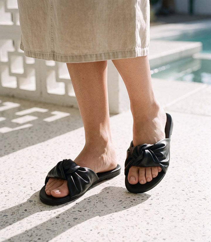Solei Sea Nottie Knot Slide Sandals