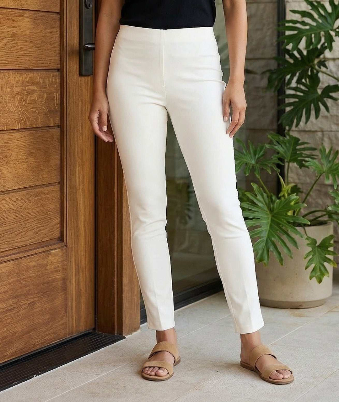 Piper Pants ankle-length skinny silhouette made with double stretch fabric for comfort and shape retention