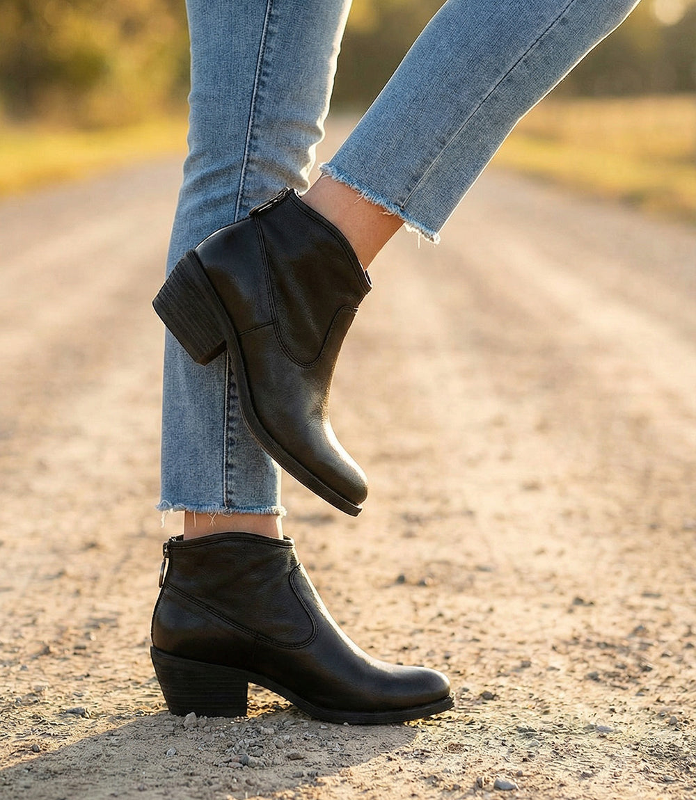 Sofft Aisley Ankle Booties