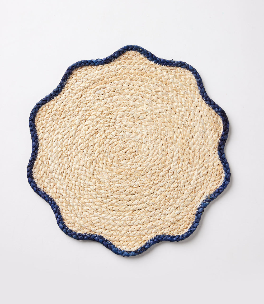 Scalloped Edge Seagrass Placemat