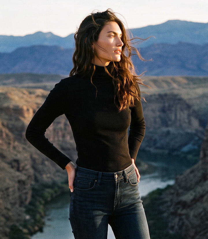 Ribbed Long Sleeve Turtleneck Top