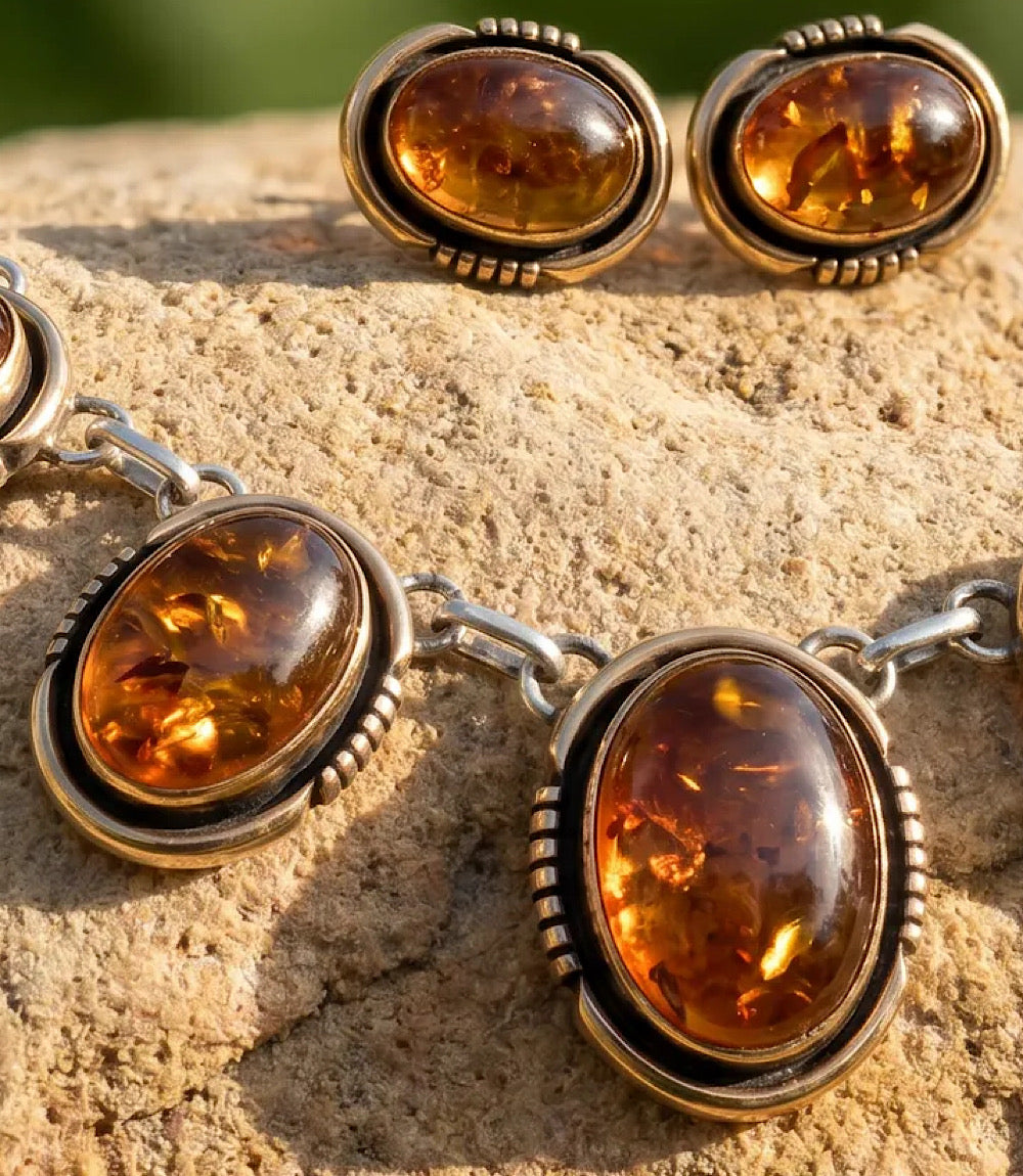 Vintage Amber Station Necklace And Earring Set