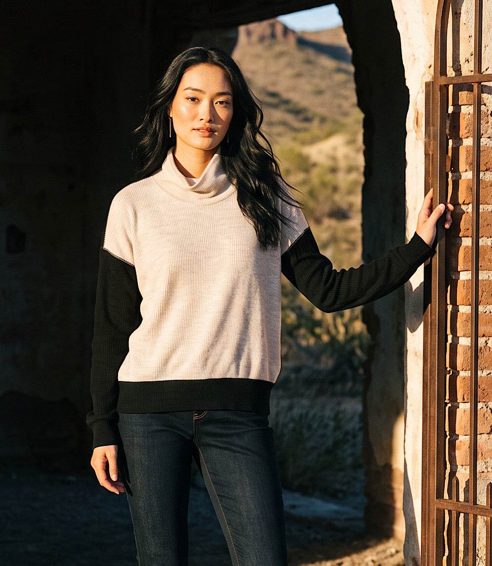 Ribbed Long Sleeve Colorblock Turtleneck Top