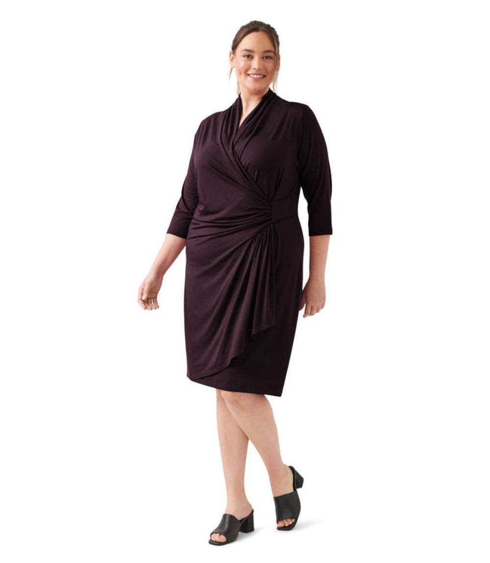 women's plus size wrap dress Solid Short Sleeve tie belt for a customizable fit Qolati Women's Plus Size Stretchy