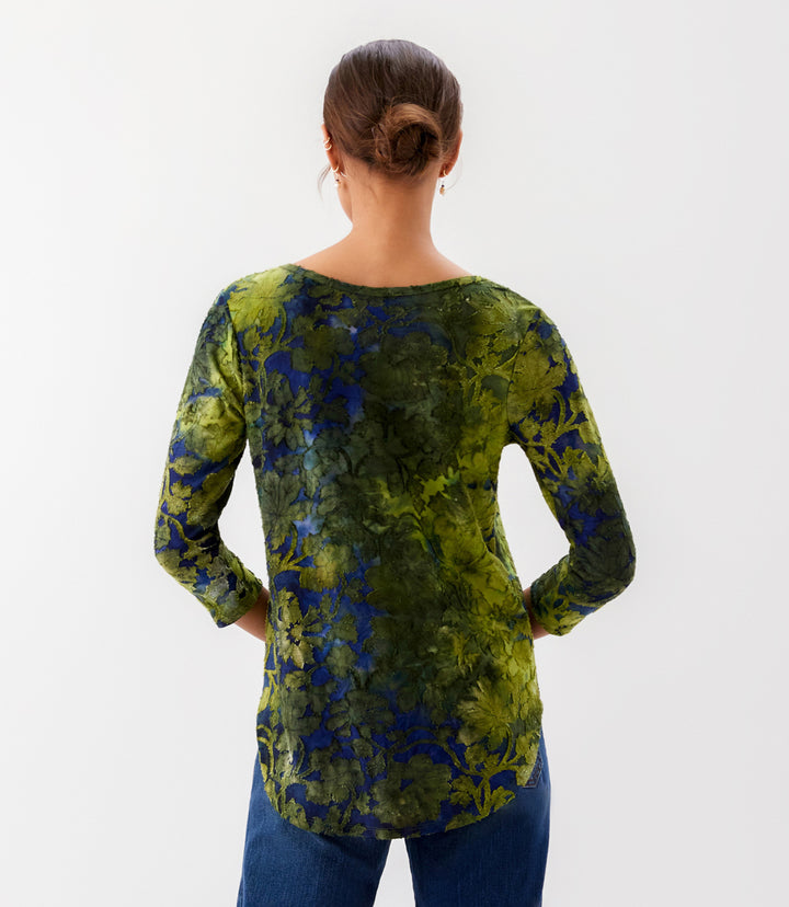 Petite Size 3/4 Sleeve Burnout Shirttail Top