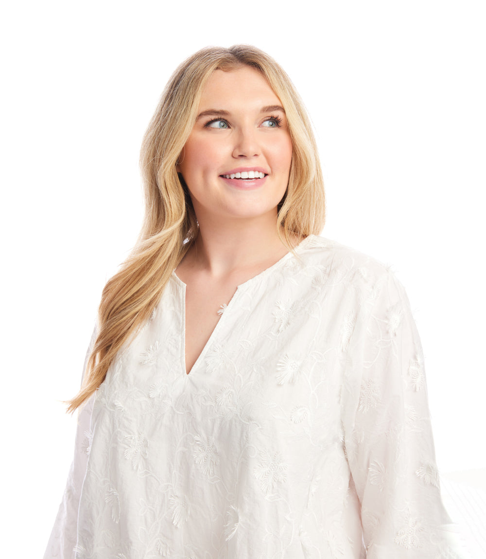 Plus Size 3/4 Sleeve Embroidered Tunic