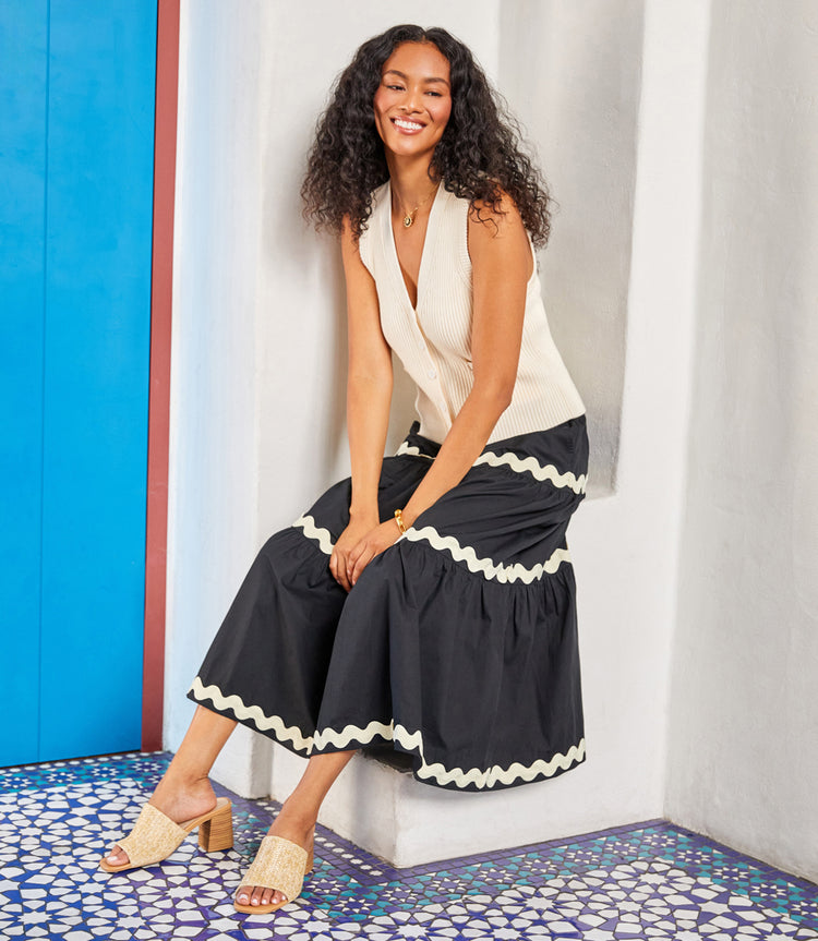 Black With Natural Ric-Rac Trim Tiered Midi Skirt | Karen Kane