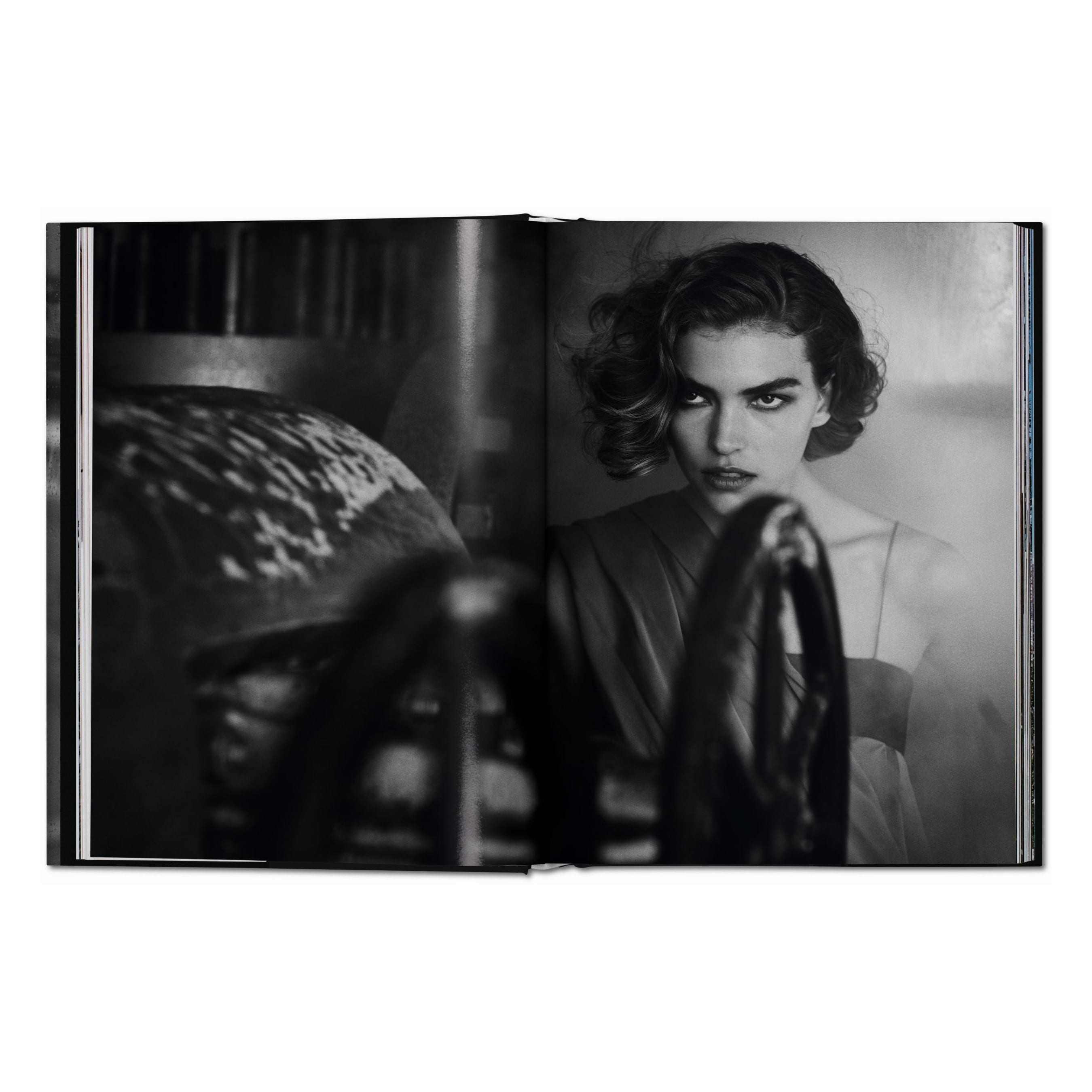 Peter Lindbergh. On Fashion Photography (German, French, English