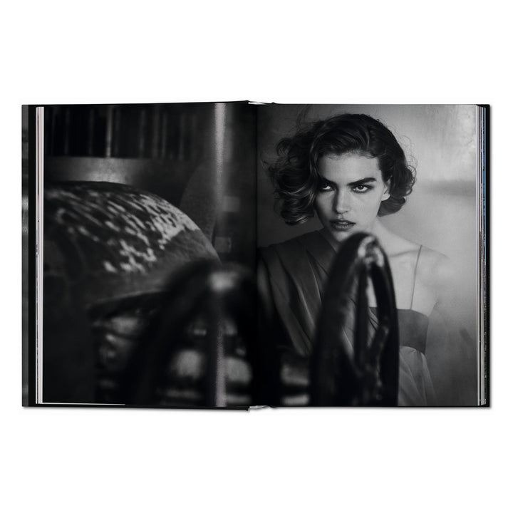Peter Lindbergh. On Fashion Photography (German, French, English)