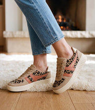 Gola Grandslam Savanna Platform Sneakers
