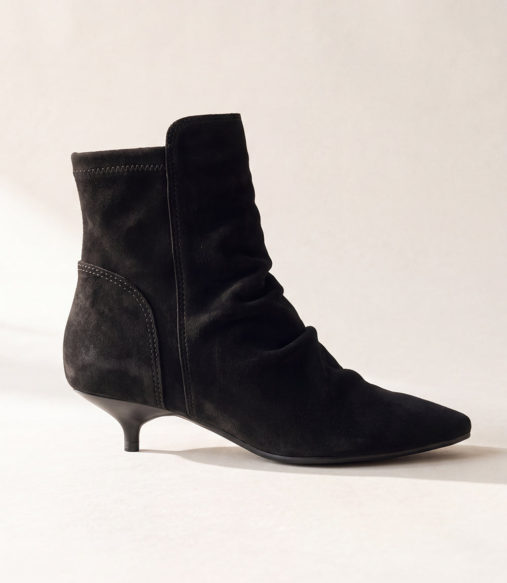 Seychelles Modern Romance Slouchy Ankle Booties