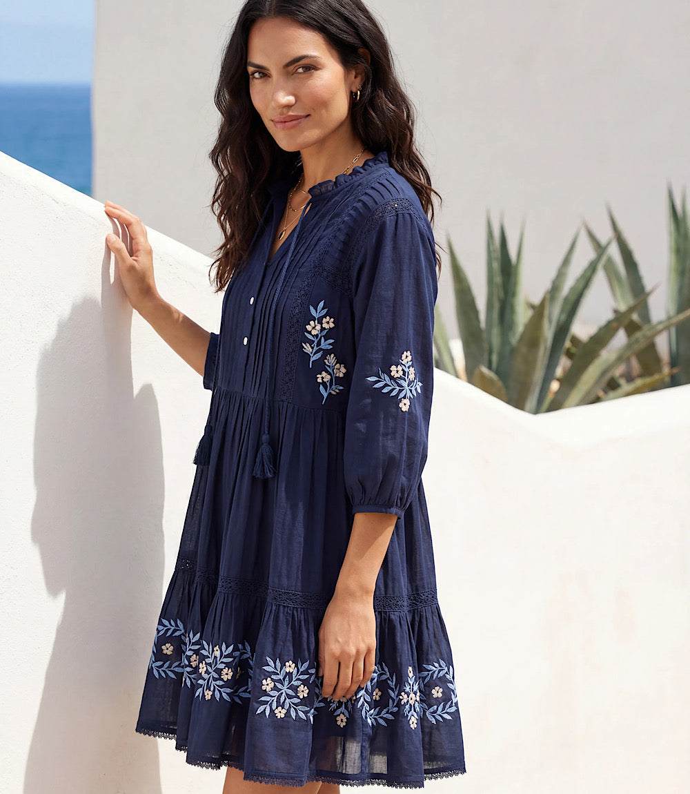 Karen Kane Women's Blouson Sleeve Embroidered Lace Trim Tiered Dress, Large, L, Navy, Floral, 100% Polyester Karen Kane Women's Blouson Sleeve Embroidered Lace Trim Tiered Dress, Large, L, Navy, Floral, 100% Polyester