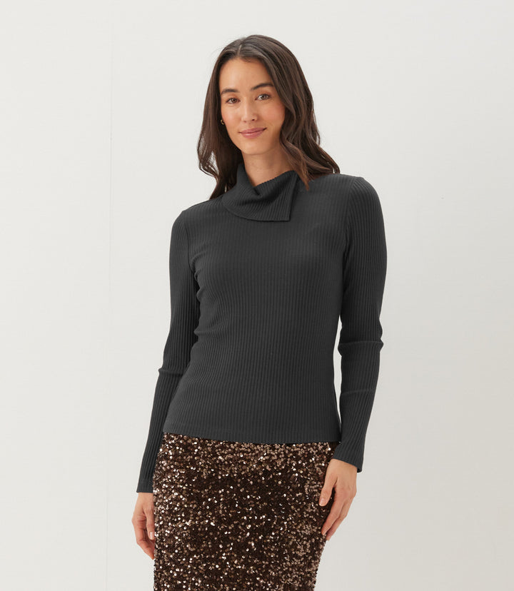 Wide Ribbed Long Sleeve Split Neck Top