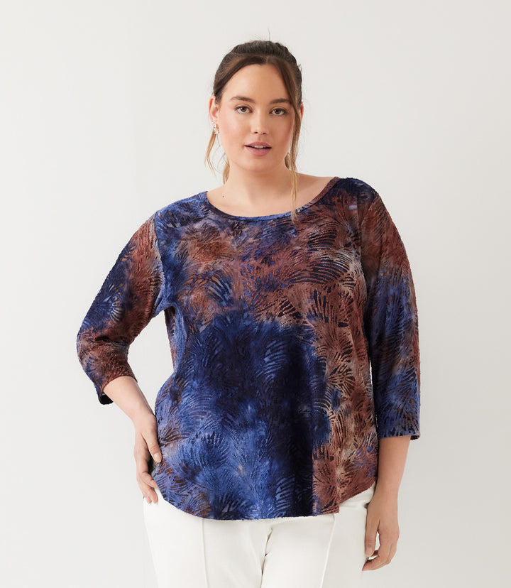 Plus Size 3/4 Sleeve Tie-Dye Burnout Shirttail Top