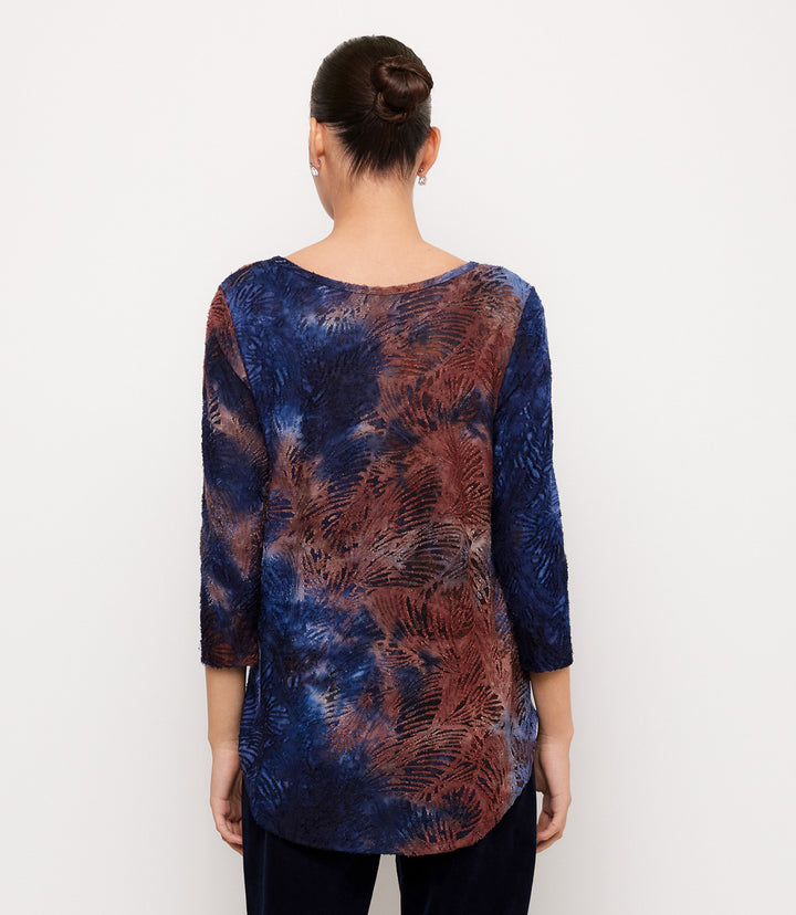 3/4 Sleeve Tie-Dye Burnout Shirttail Top