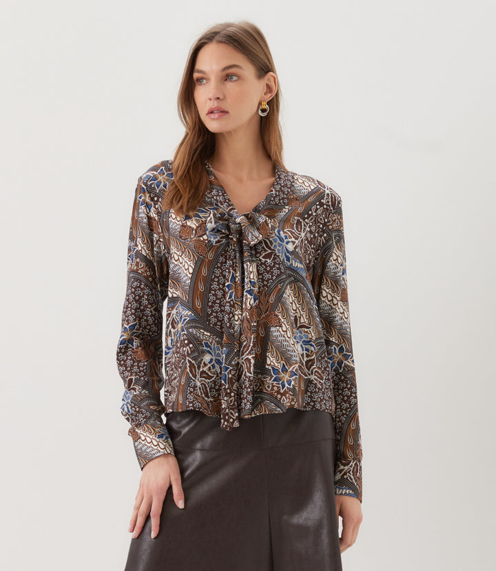 Long Sleeve Bow Top