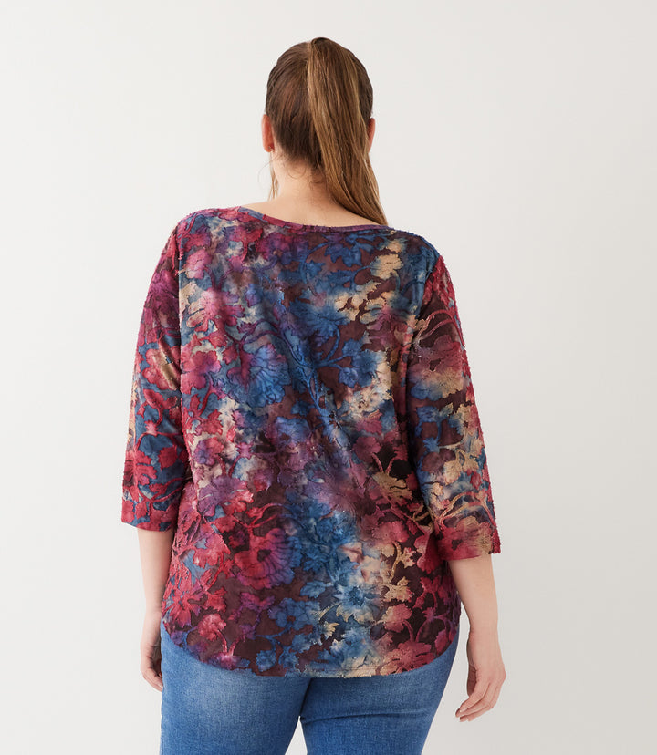 Plus Size 3/4 Sleeve Tie-Dye Burnout Shirttail Top