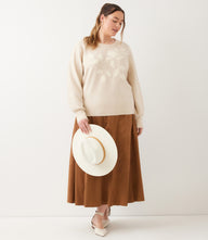 Plus Size Blouson Sleeve Embroidered Sweater