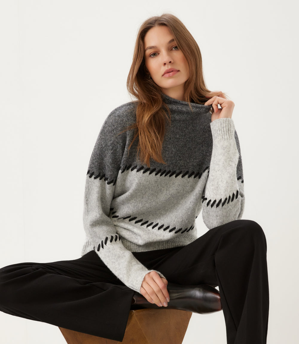 Petite Size Contrast Stitch Mock Neck Colorblock Sweater