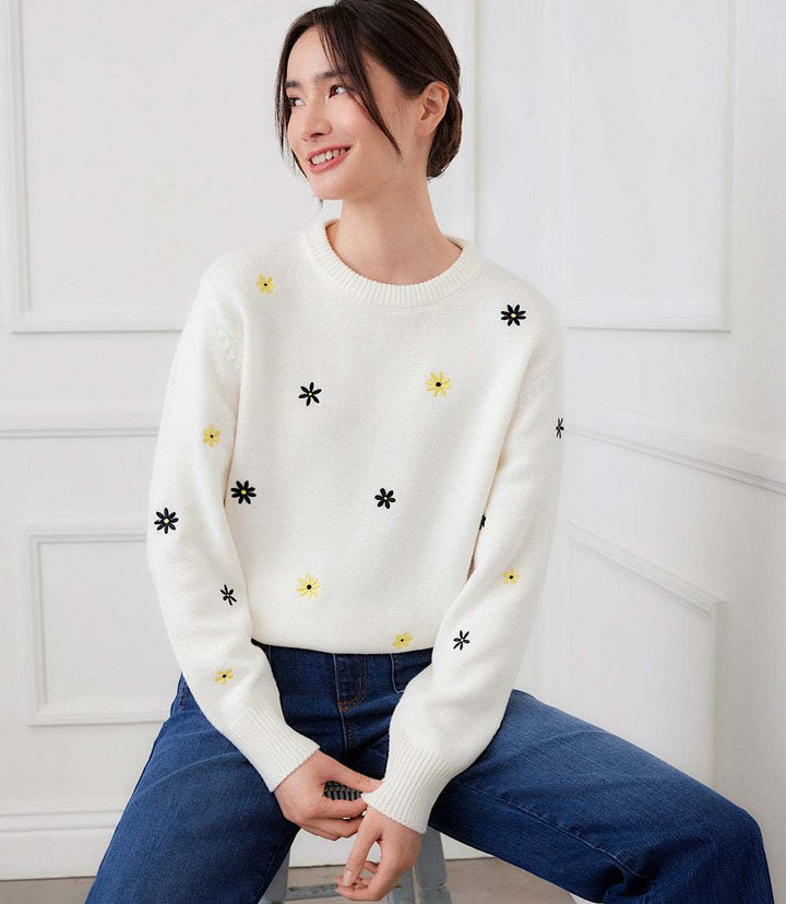 Black Embroidered Daisy Crewneck Sweater with long sleeves and relaxed fit