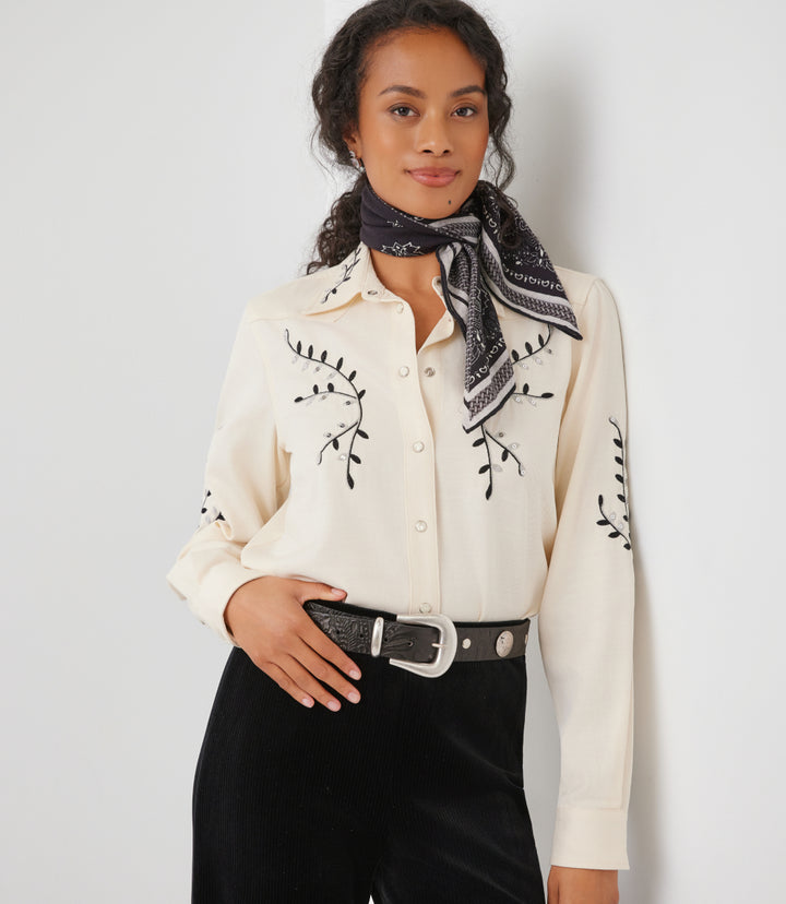 Long Sleeve Embroidered Western Button-Up Shirt