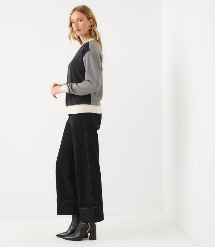 Long Sleeve Colorblock Crewneck Pullover Top
