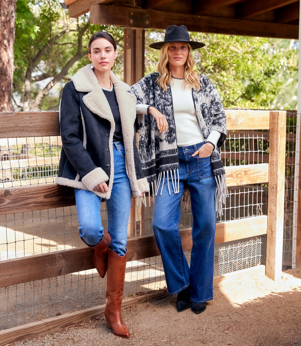 Brushed Jacquard Knit Fringe Poncho