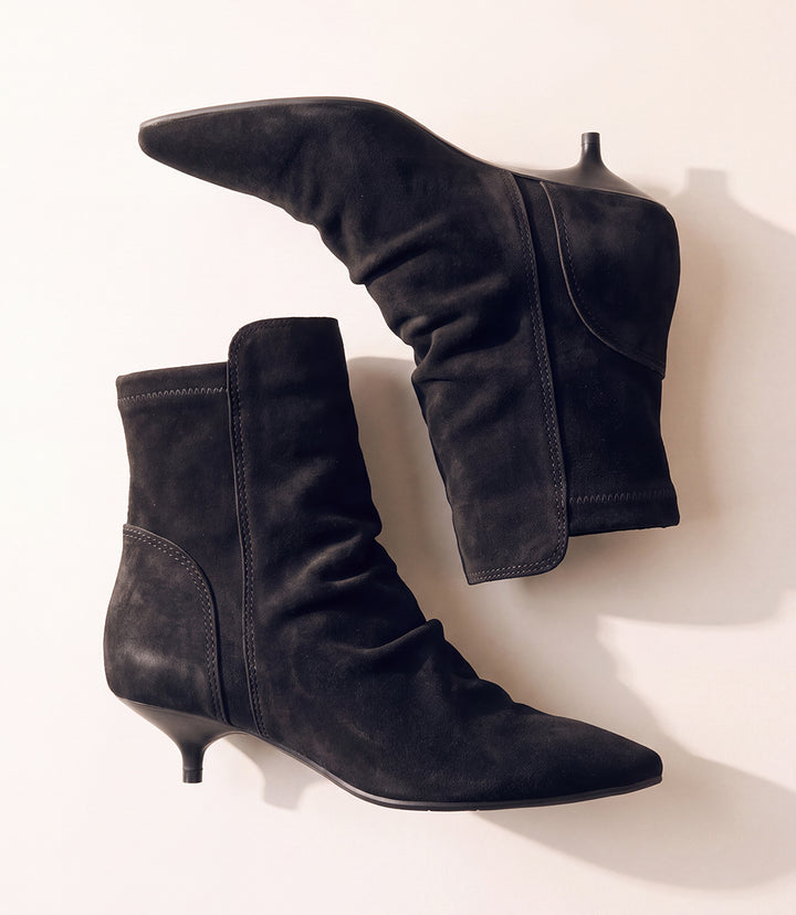 Seychelles Modern Romance Slouchy Ankle Booties