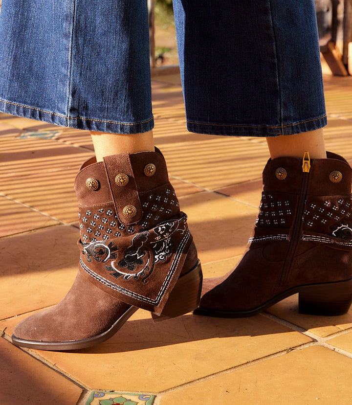 Dolce Vita Mekala Bandana Booties