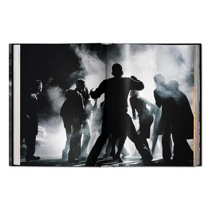 Peter Lindbergh. On Fashion Photography (German, French, English)