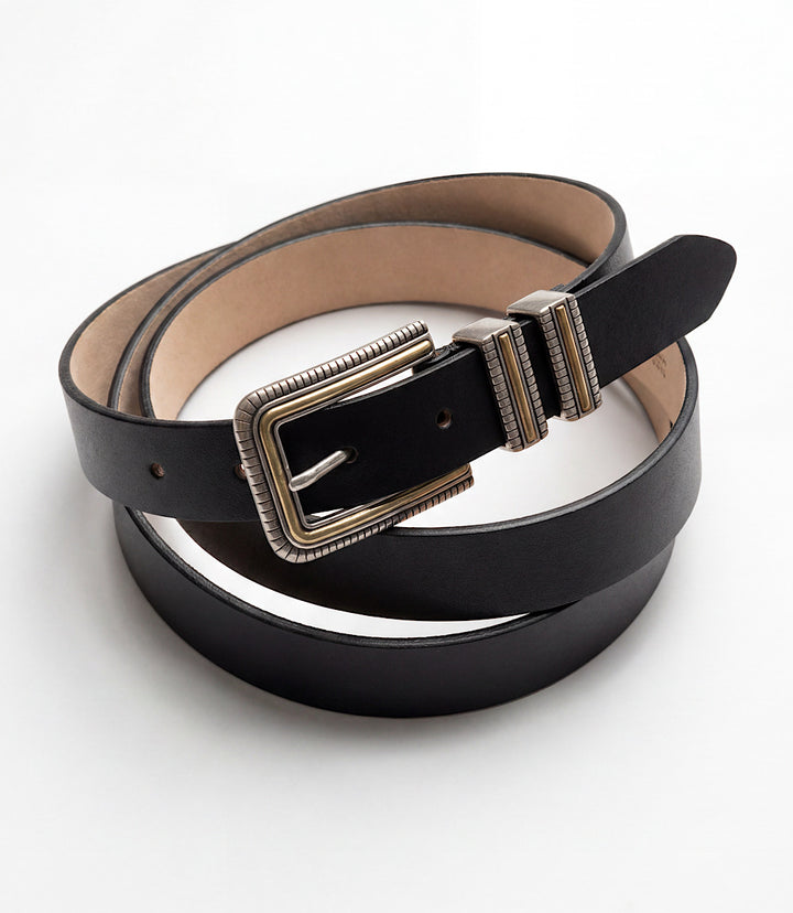 Streets Ahead Two Tone Metallic Buckle Leather Belt