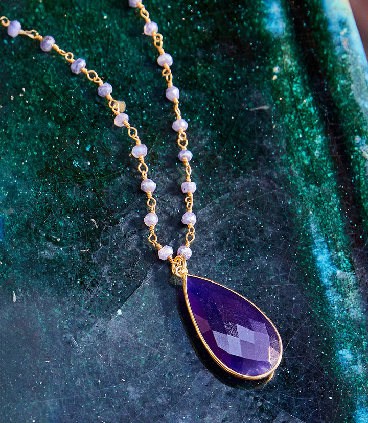 Beaded Teardrop Pendant Necklace