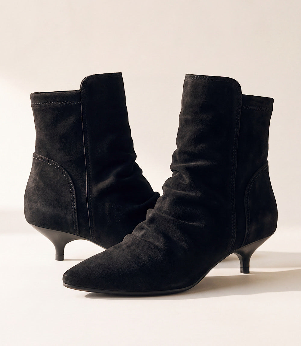 Seychelles Modern Romance Slouchy Ankle Booties