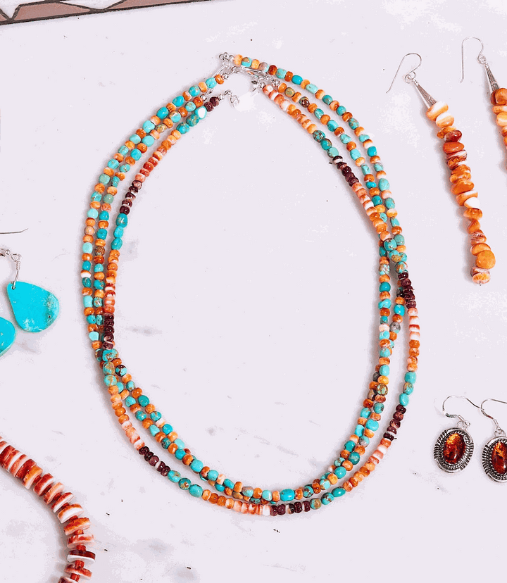 Turquoise And Spiny Oyster Beaded Necklace
