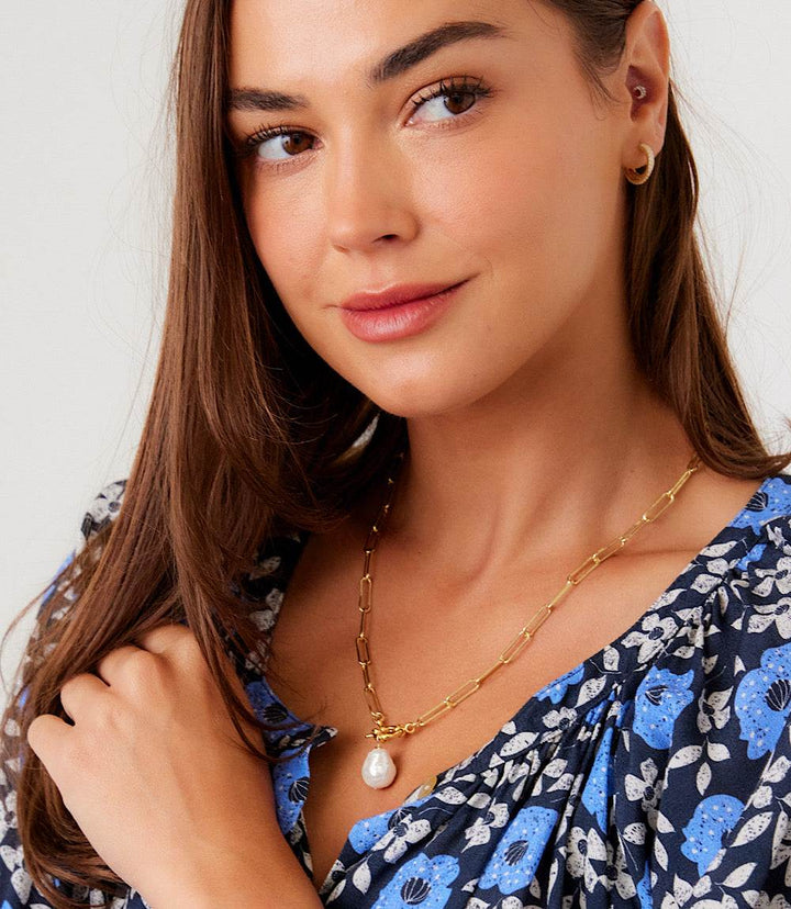 Pearl Toggle Necklace