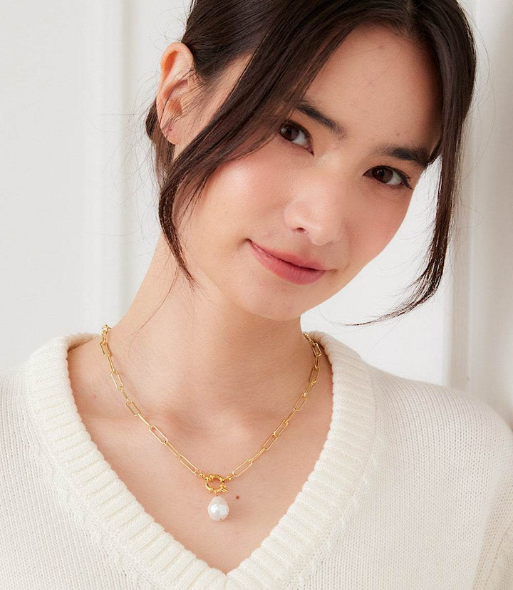 Pearl Toggle Necklace