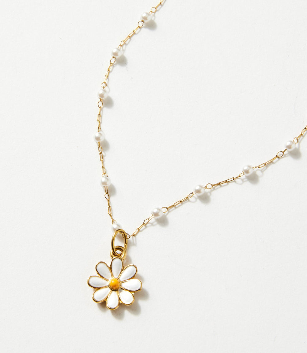 Daisy Charm Pendant Necklace