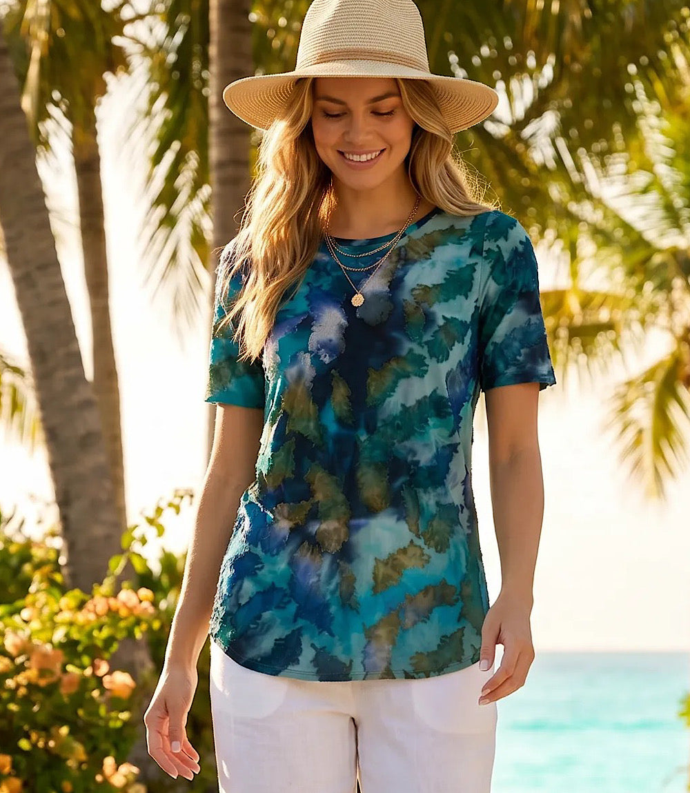 Short Sleeve Burnout Shirttail Top