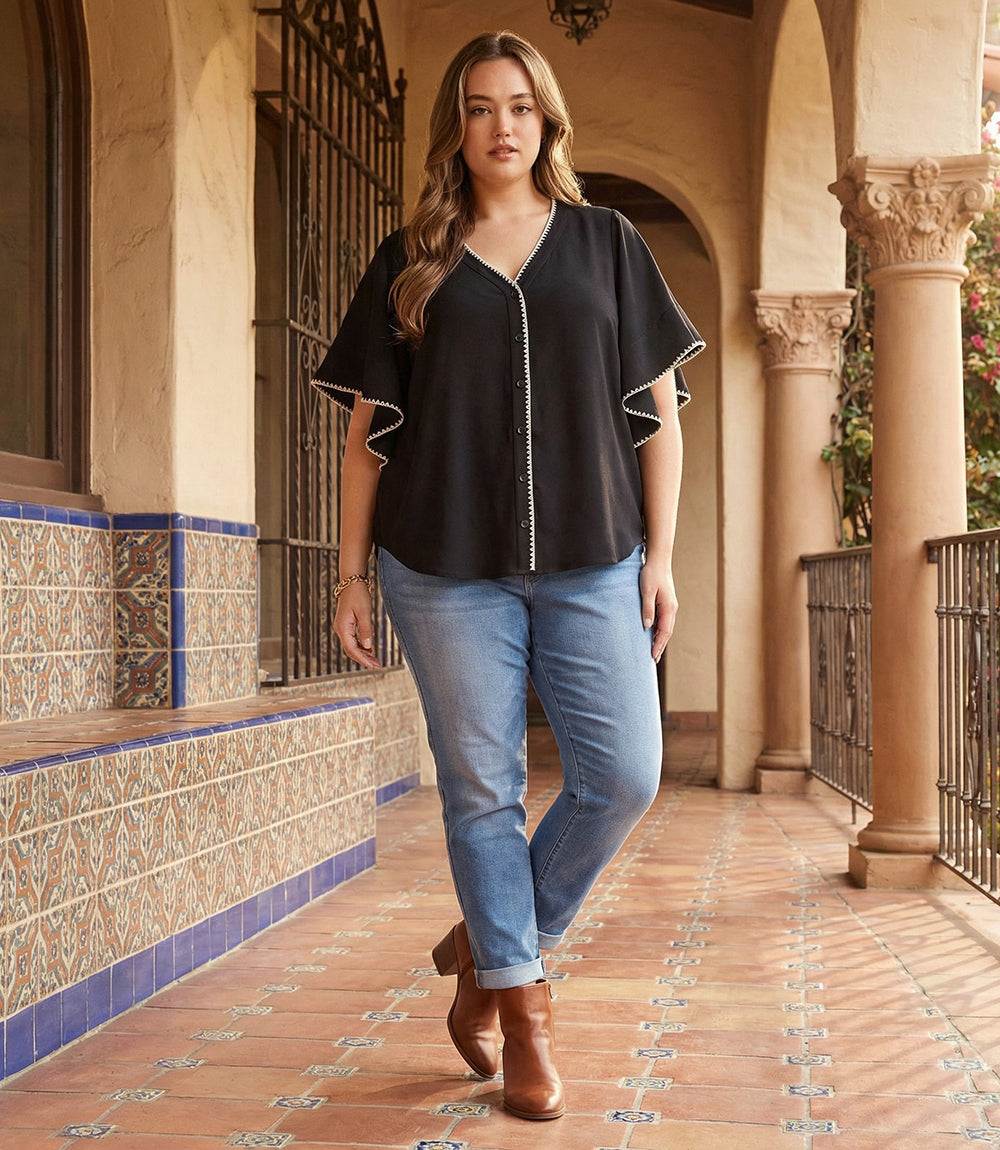 Plus Size Flutter Sleeve Edge Stitch Top